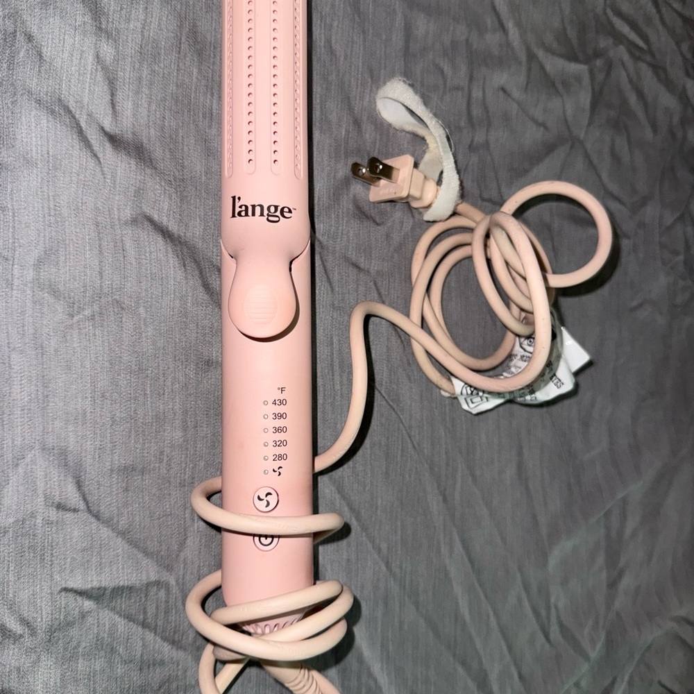 Lange Blush Pink Hair Styling Tool